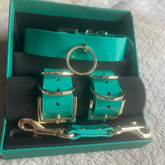 RARE Honey Birdette Jade Bondage Kit - Picture 6 of 10